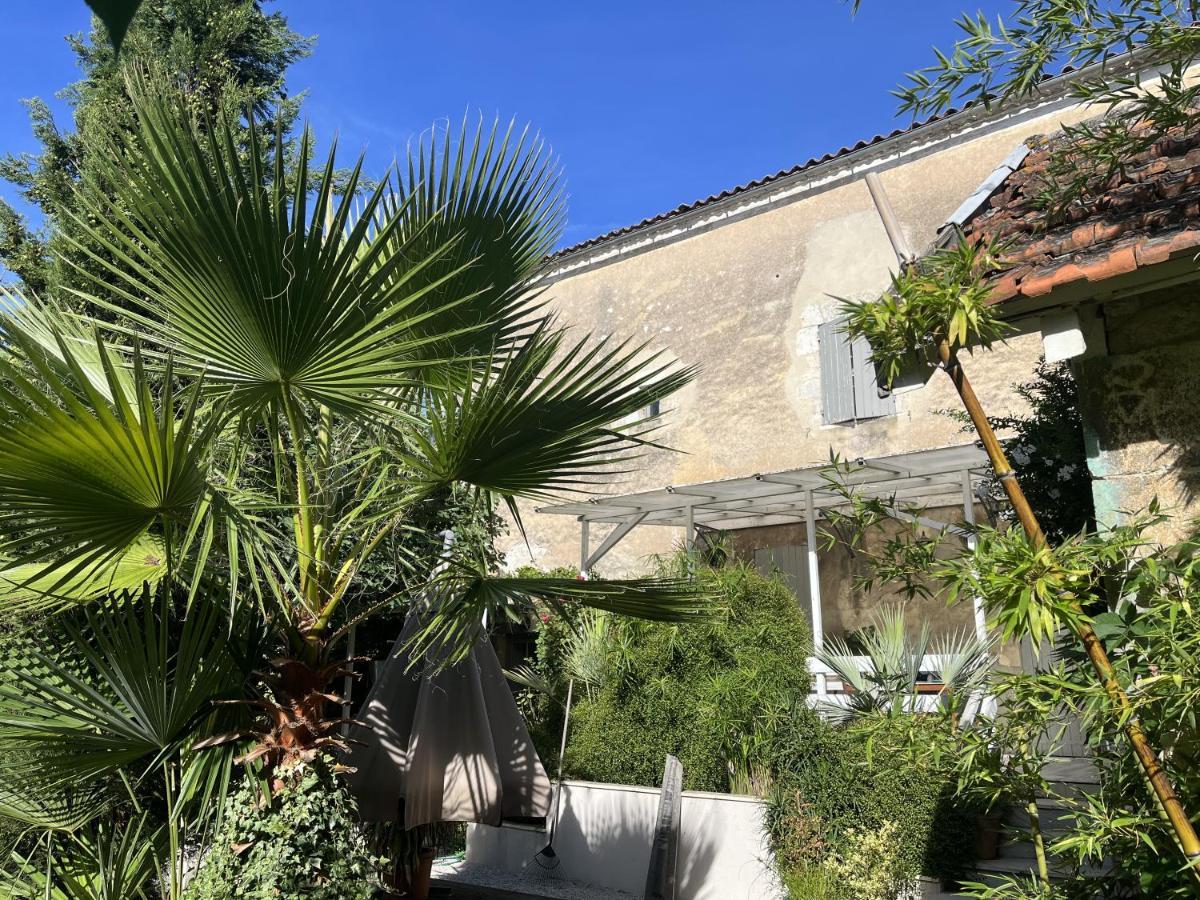 Chambre Paisible Dans Une Ancienne Batisse Renovee Issigeac Eksteriør bilde